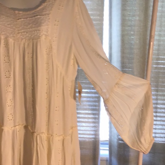 Women’s top marshmallow color - Picture 3 of 7